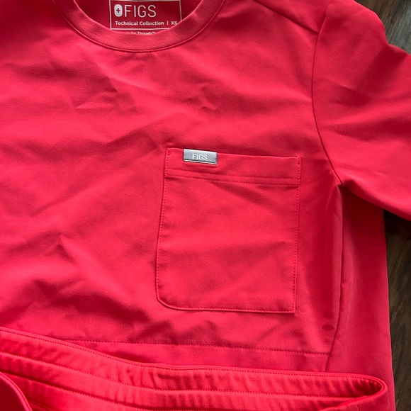 Figs Red Long Sleeve Scrubs - Picture 4 of 9